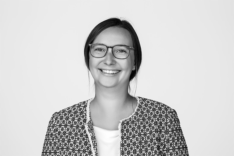 portrait-caro.jpg
